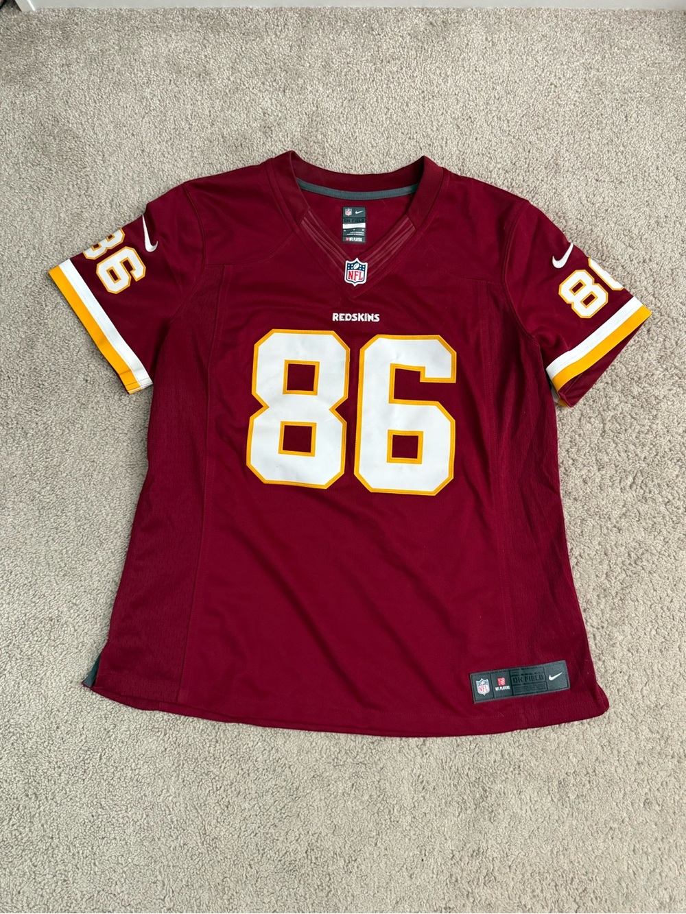 Nike Women's Burgundy Redskins #86 Football Jersey with White and Gold Trim
